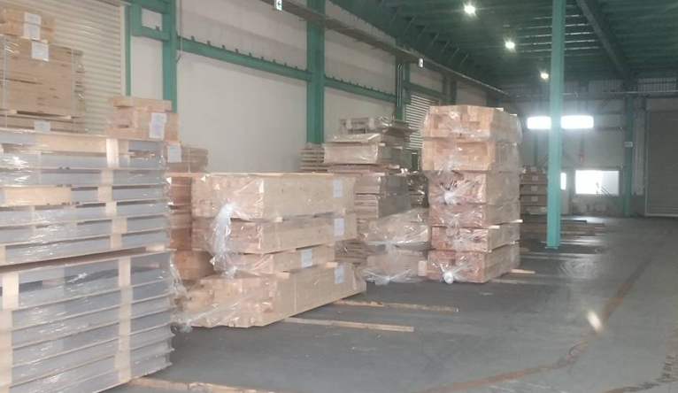 中神新光営業所外観